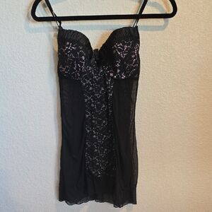 Marilyn Monroe Intimates Black & Pink Floral Lace Mesh Babydoll Chemise - Large